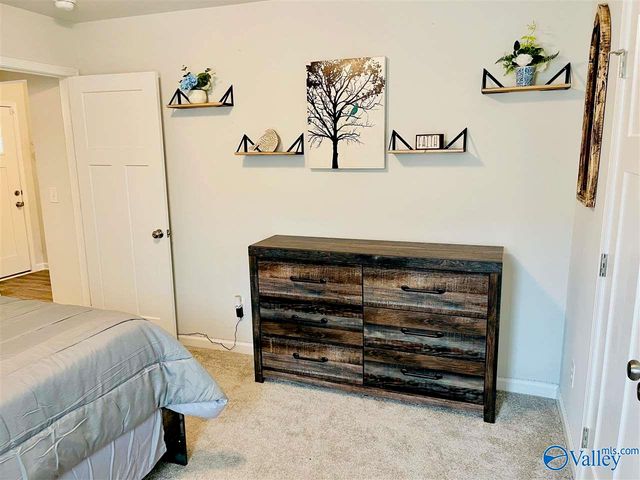 115 Edgestone Drive, Harvest, AL 35749
