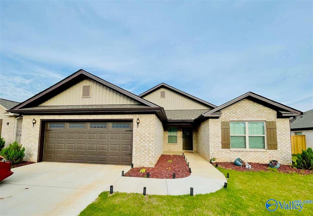 115 Edgestone Drive, Harvest, AL 35749