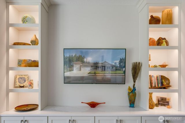 155 GASSMAN Road, Castle Rock, WA 98611
