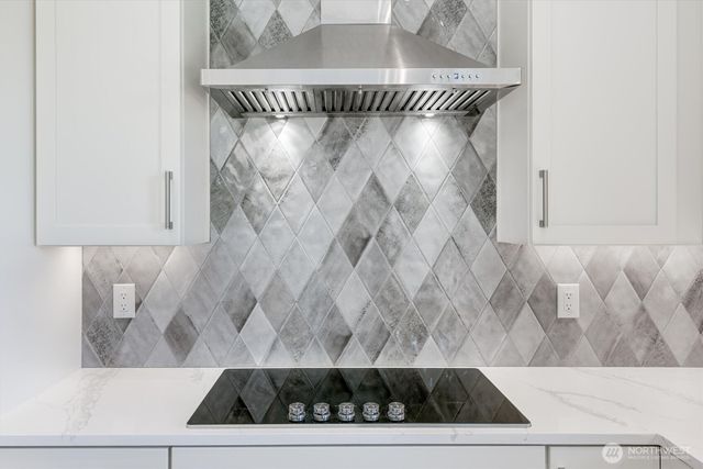 155 GASSMAN Road, Castle Rock, WA 98611