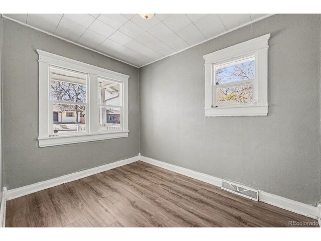 1328 Dayton St, Aurora, CO 80010