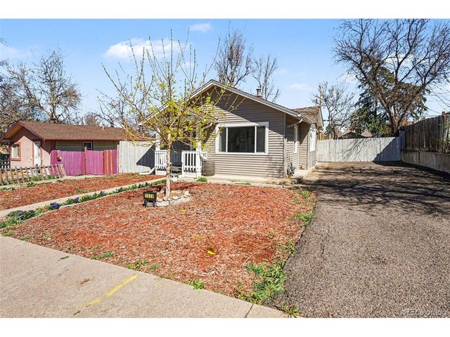 1328 Dayton St, Aurora, CO 80010