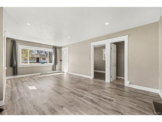 1328 Dayton St, Aurora, CO 80010