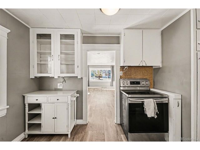 1328 Dayton St, Aurora, CO 80010