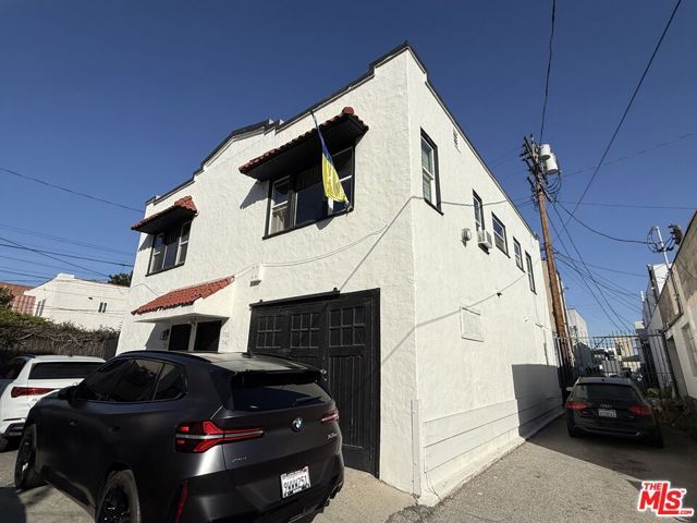 710 N Van Ness Avenue, Los Angeles, CA 90038