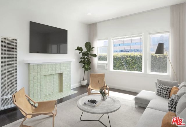 710 N Van Ness Avenue, Los Angeles, CA 90038