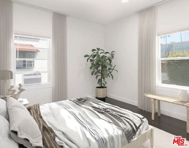 710 N Van Ness Avenue, Los Angeles, CA 90038