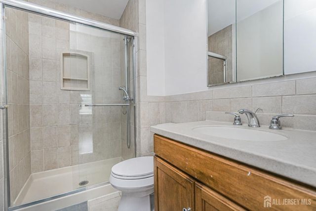400 McDowell Drive, East Brunswick, NJ 08816