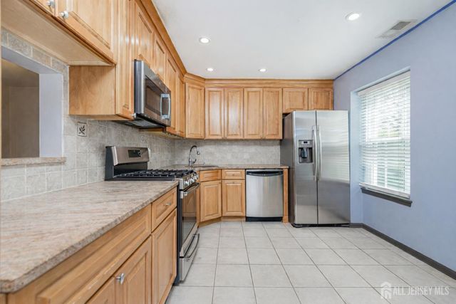 400 McDowell Drive, East Brunswick, NJ 08816