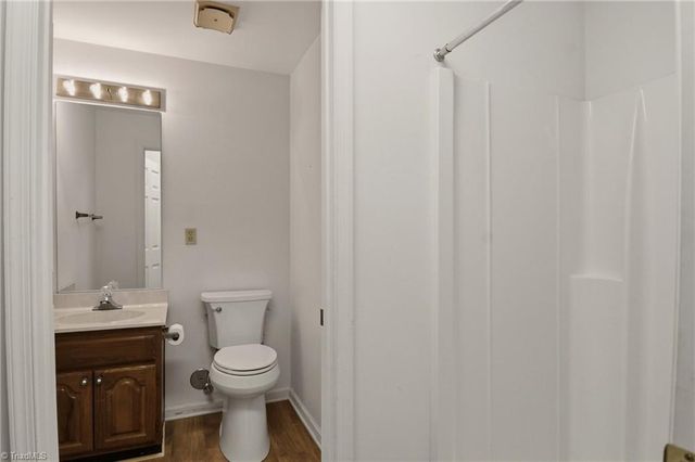 1011 Greenhurst Road, Winston-salem, NC 27104