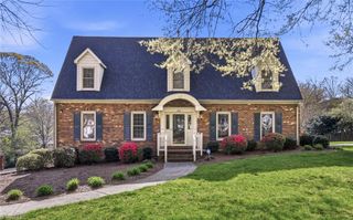 1011 Greenhurst Road, Winston-salem, NC 27104