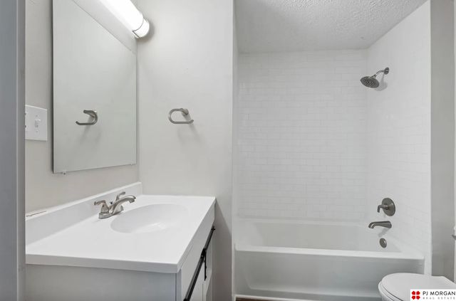 2619 Fort Street, Omaha, NE 68111