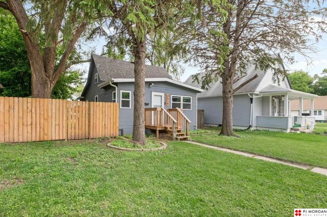 2619 Fort Street, Omaha, NE 68111