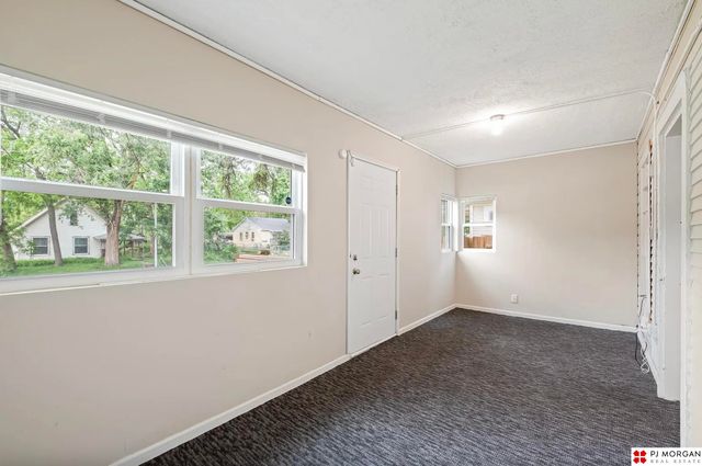 2619 Fort Street, Omaha, NE 68111