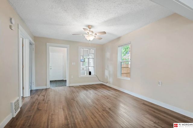 2619 Fort Street, Omaha, NE 68111