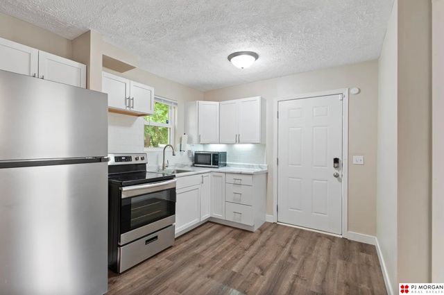 2619 Fort Street, Omaha, NE 68111