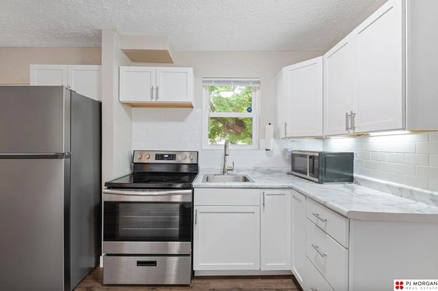 2619 Fort Street, Omaha, NE 68111