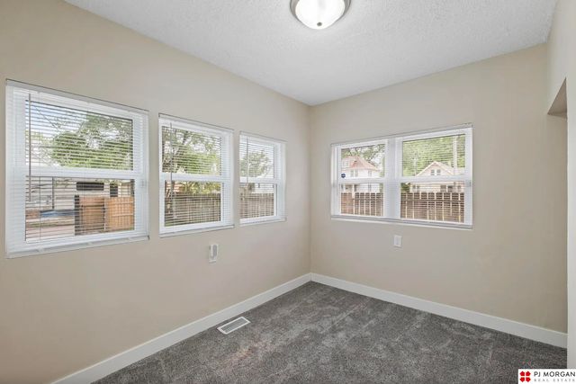 2619 Fort Street, Omaha, NE 68111