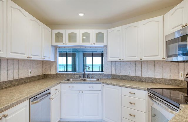 1310 GULF BOULEVARD 4D, Clearwater Beach, FL 33767
