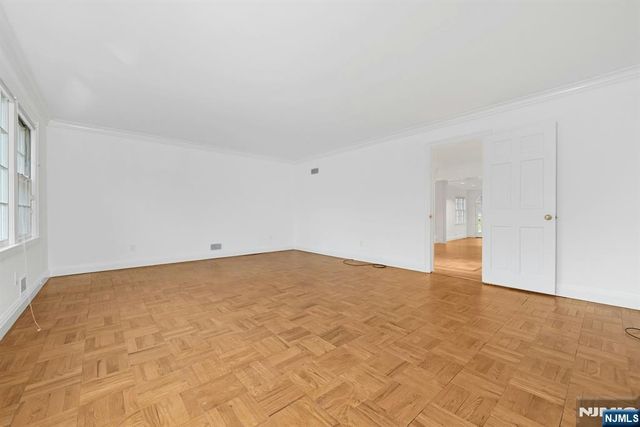 195 Elm Road, Englewood, NJ 07631