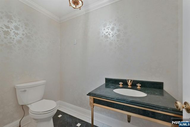 195 Elm Road, Englewood, NJ 07631