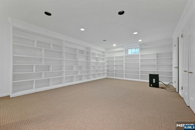 195 Elm Road, Englewood, NJ 07631
