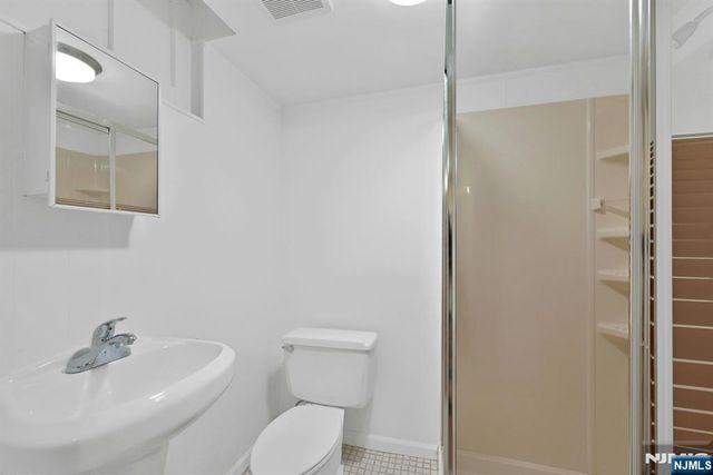 195 Elm Road, Englewood, NJ 07631