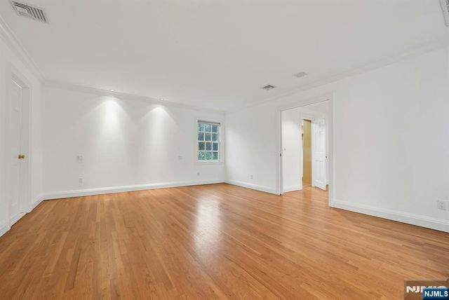 195 Elm Road, Englewood, NJ 07631