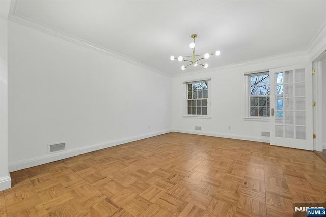 195 Elm Road, Englewood, NJ 07631