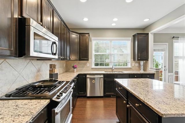 5045 Ridgemont SE Walk 28, Atlanta, GA 30339