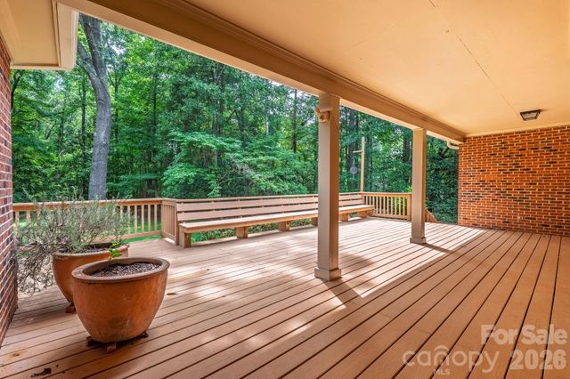 3517 Honeysuckle Drive, Matthews, NC 28104