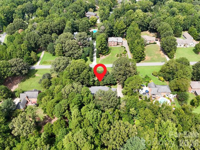 3517 Honeysuckle Drive, Matthews, NC 28104