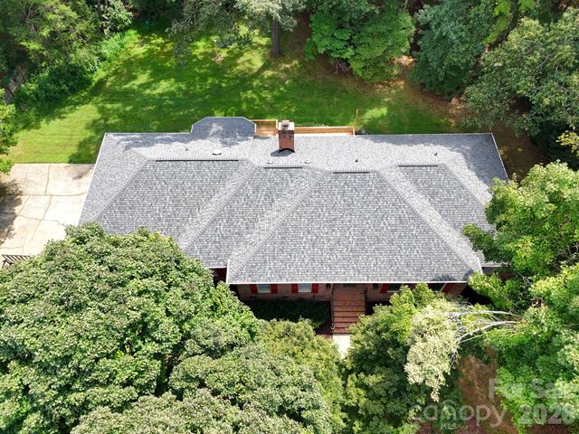 3517 Honeysuckle Drive, Matthews, NC 28104