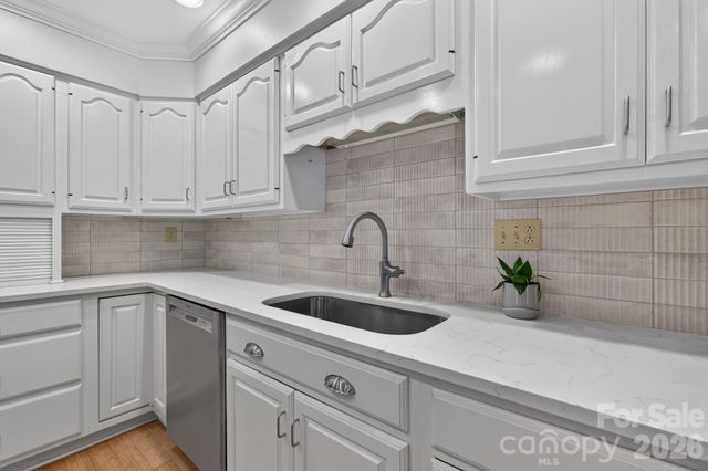 3517 Honeysuckle Drive, Matthews, NC 28104