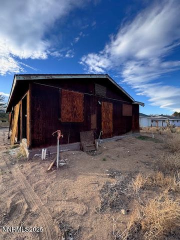 4139 Hillview Drive, Carson City, NV 89701