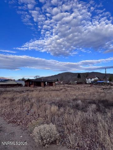 4139 Hillview Drive, Carson City, NV 89701