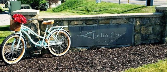 149 Joslin Cove Drive, Manistee, MI 49660