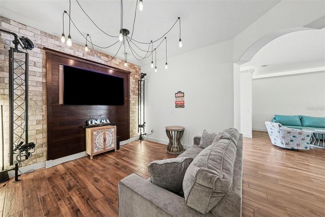 1644 BEACONSFIELD DRIVE, Wesley Chapel, FL 33543