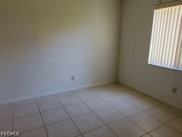 4619 SW 7th PL, Cape Coral, FL 33914