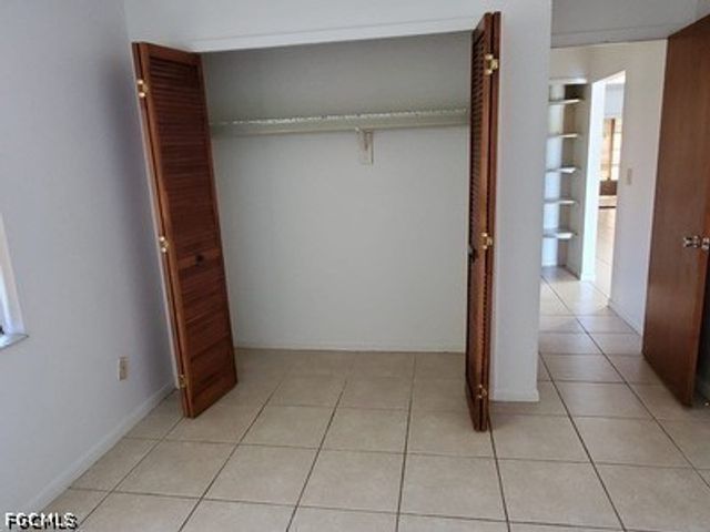 4619 SW 7th PL, Cape Coral, FL 33914