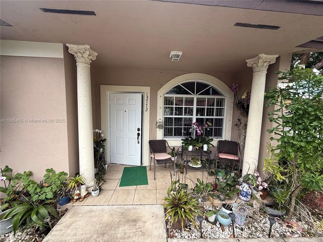 13772 SW 169th Ln, Miami, FL 33177