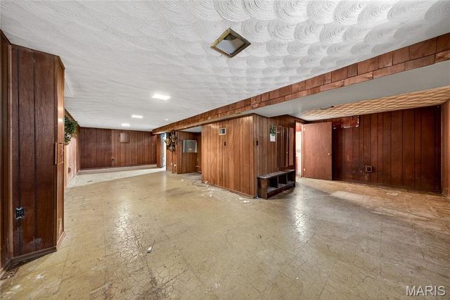 1451 Farmview Avenue, St Louis, MO 63138