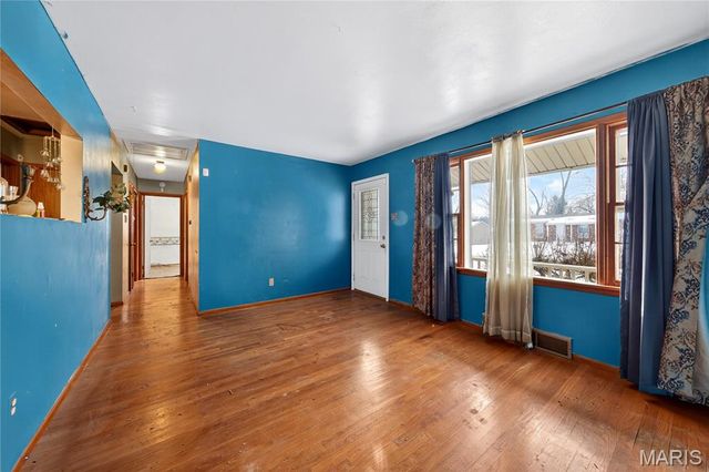 1451 Farmview Avenue, St Louis, MO 63138