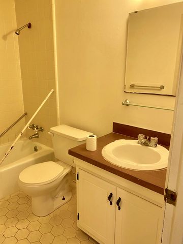 912 Sea Gull Drive B, Mount Pleasant, SC 29464