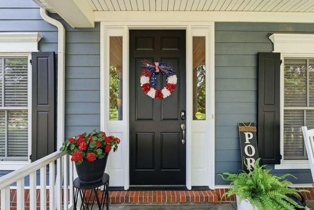 1937 General Warfield Way, Lexington, KY 40505