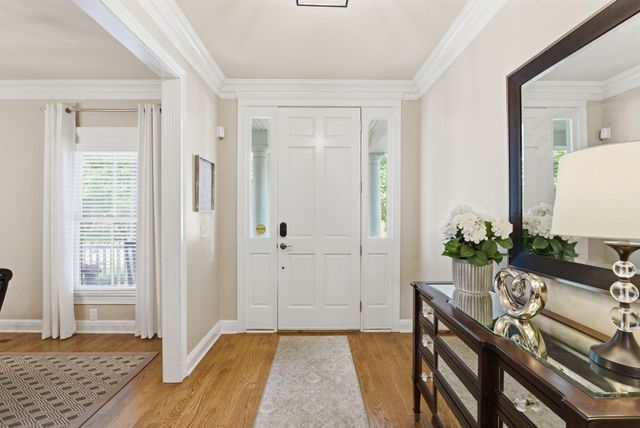 1937 General Warfield Way, Lexington, KY 40505