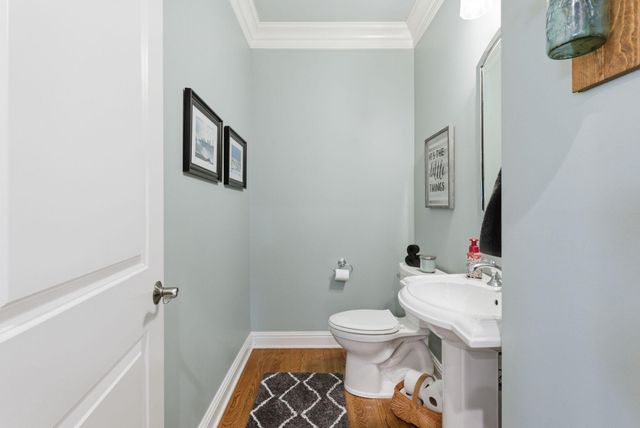 1937 General Warfield Way, Lexington, KY 40505