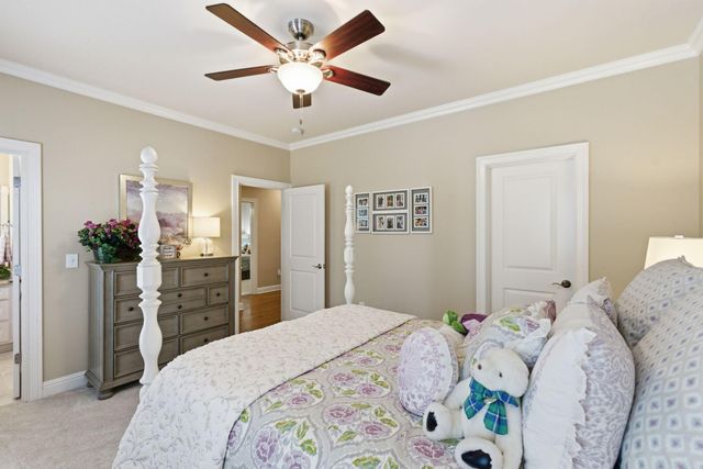 1937 General Warfield Way, Lexington, KY 40505