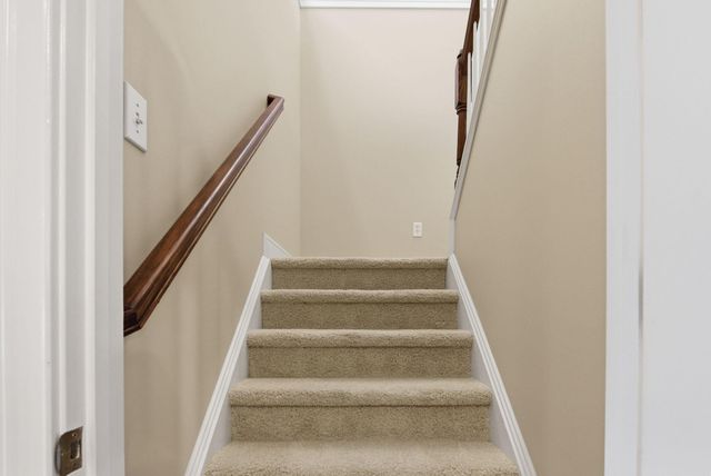 1937 General Warfield Way, Lexington, KY 40505
