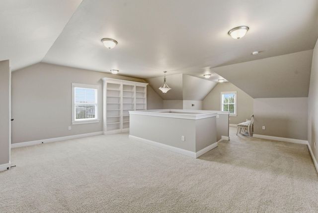 1937 General Warfield Way, Lexington, KY 40505